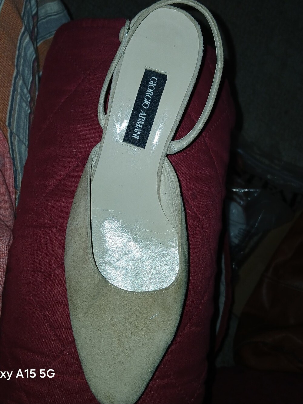 👠 Giorgio Armani Genuine Suede Slingback Kitten Heels